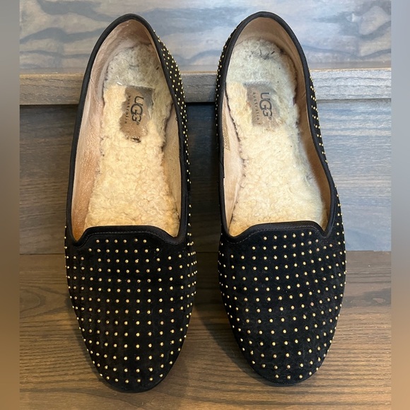 UGG Alloway Black Stud Flat Size 9 - Picture 1 of 8